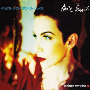 Annie Lennox – Walking on broken glass