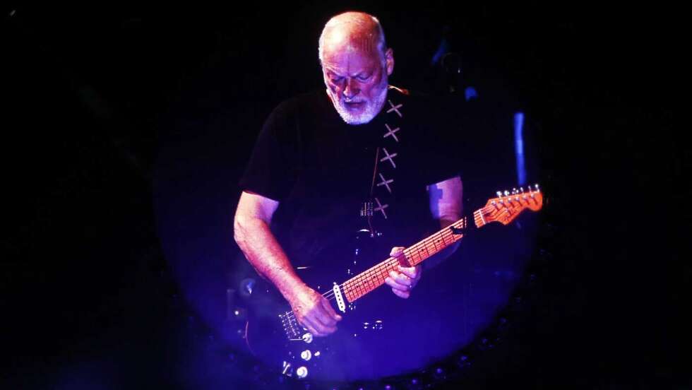 David Gilmour mit einer Fender-Gitarre