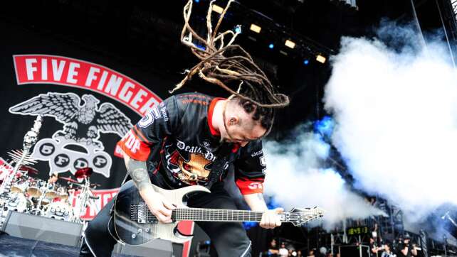 Five Finger Death Punch: Hört hier den neuen Song "Full Circle"