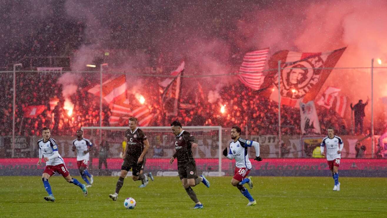 FC St. Pauli gegen HSV: Das Stadt-Derby ist zurück in der Fußball-Bundesliga!
