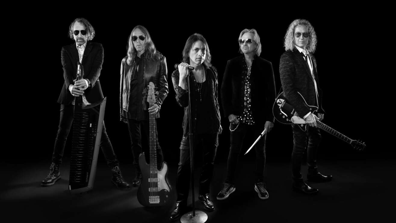 09.06.2026: Foreigner live in Hamburg
