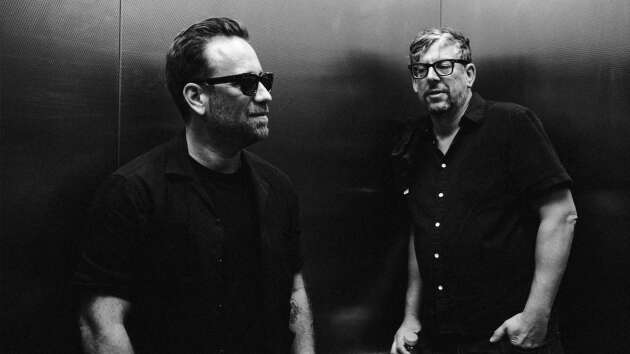 THE BLACK KEYS
