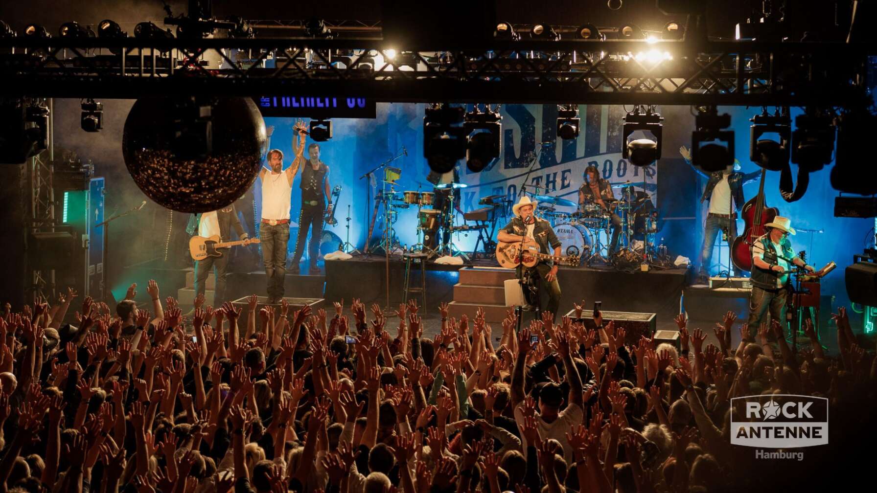 The BossHoss beim Konzert in Hamburg 2025