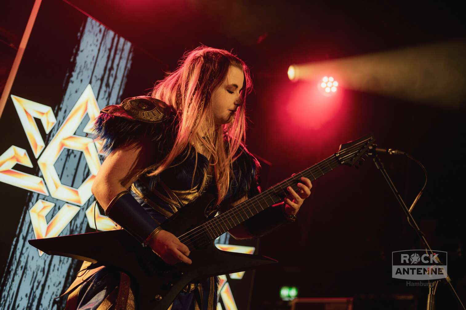 Agnus Mcsix als Vorband von Windrose am 09.10.2025 in Hamburg