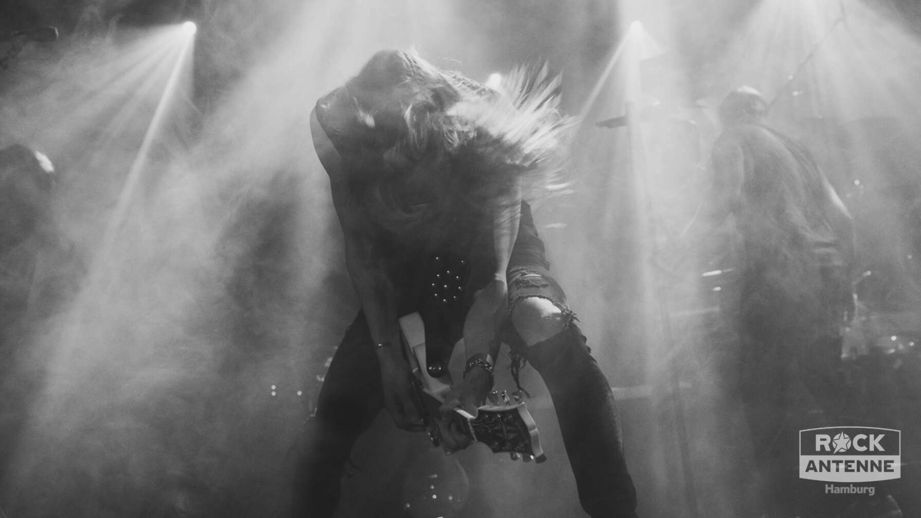 Konzertfotos von Gun Called Britney