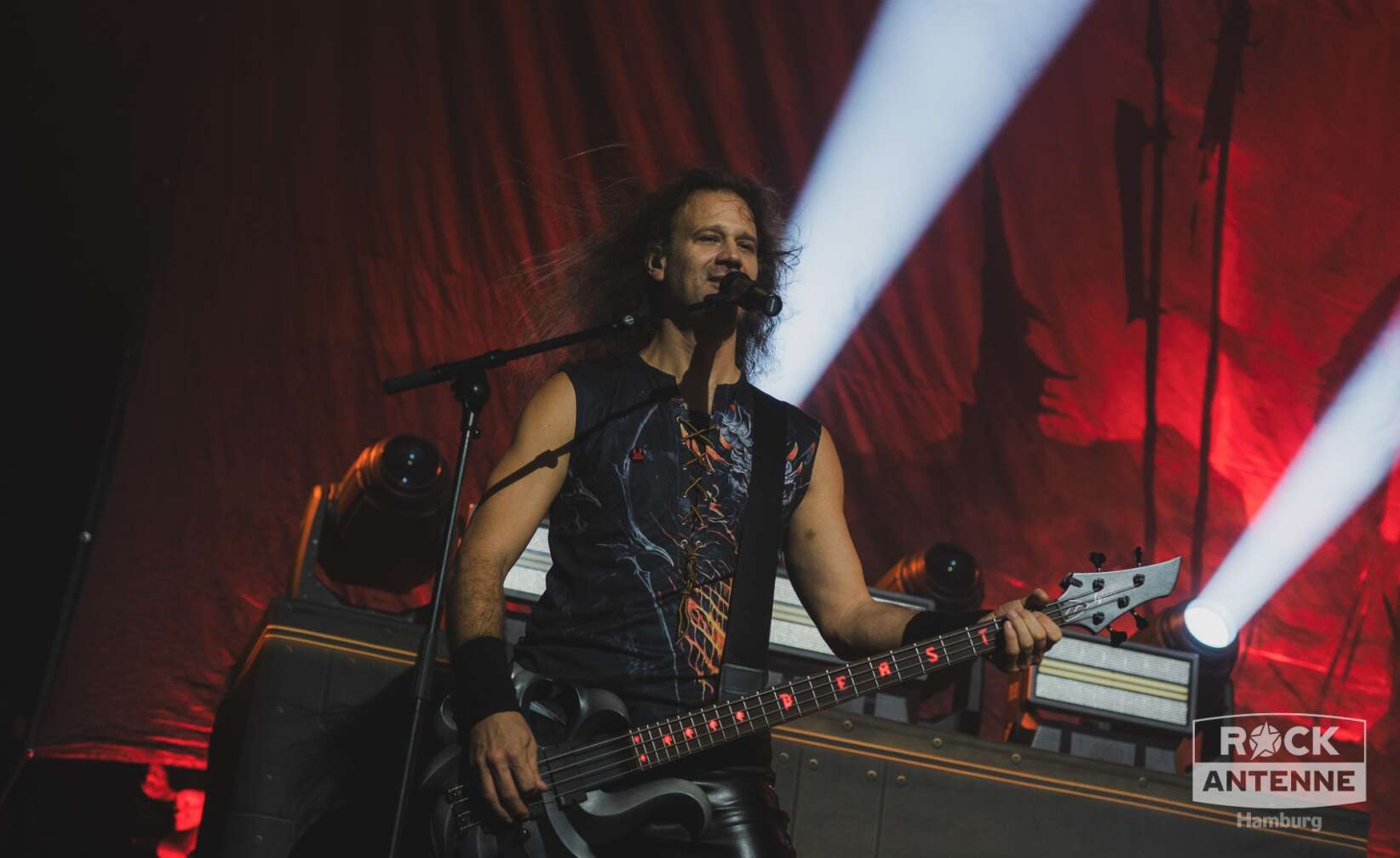 Konzertfotos von Beast in Black