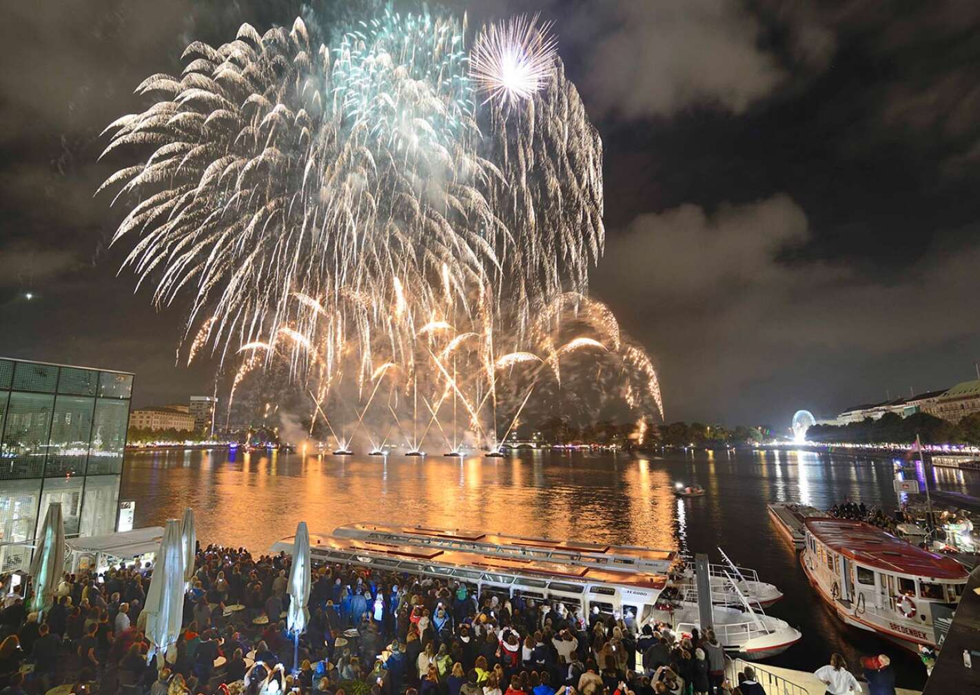 Der Weißerzauber auf dem Jungfernstieg