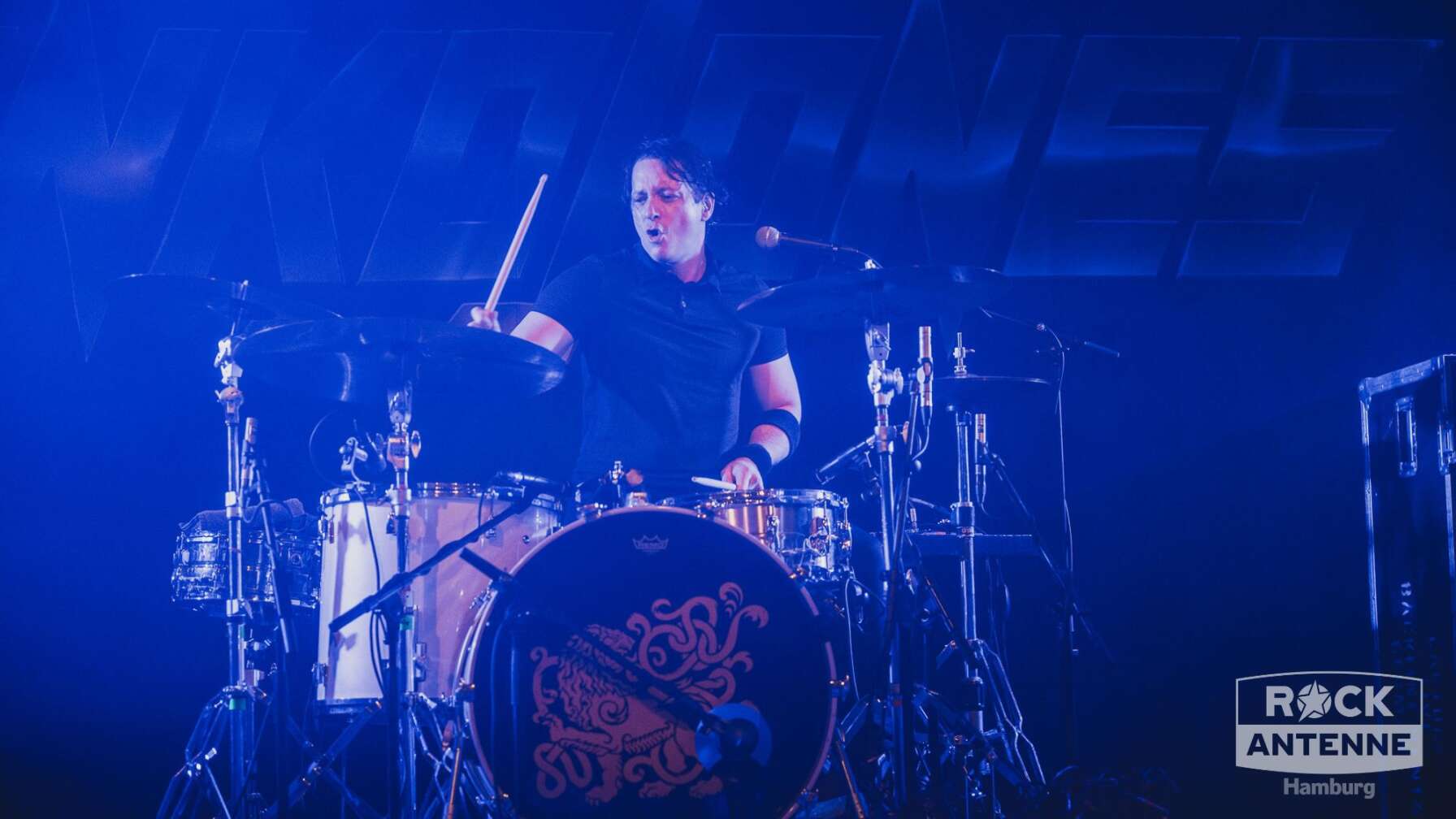 Konzertfotos von Danko Jones 2025 in Hamburg