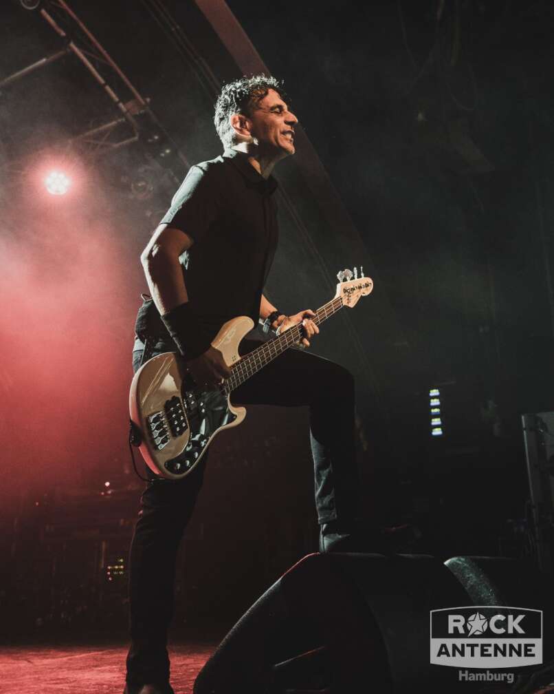 Konzertfotos von Danko Jones 2025 in Hamburg