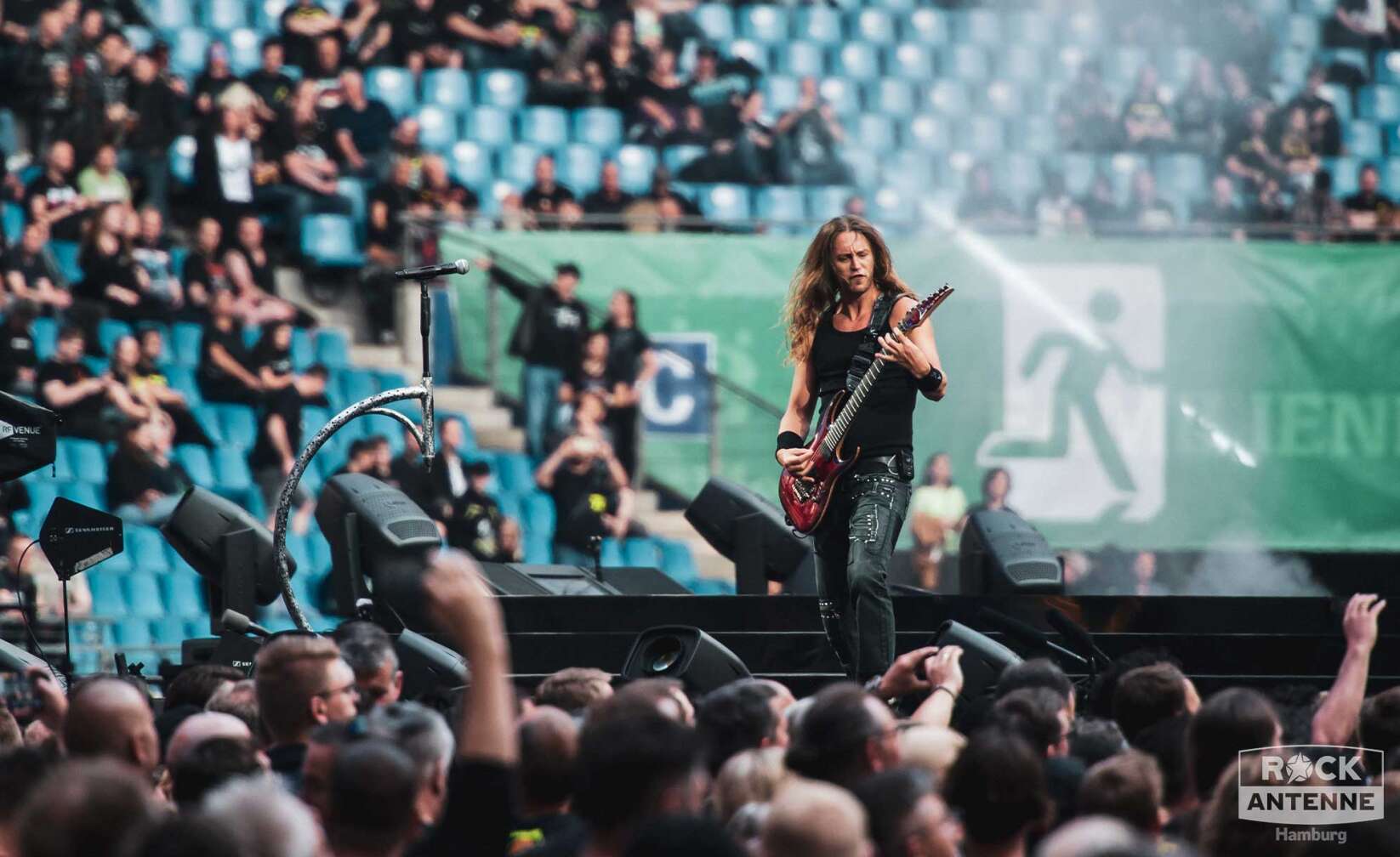 Epica als Vorband für Metallica