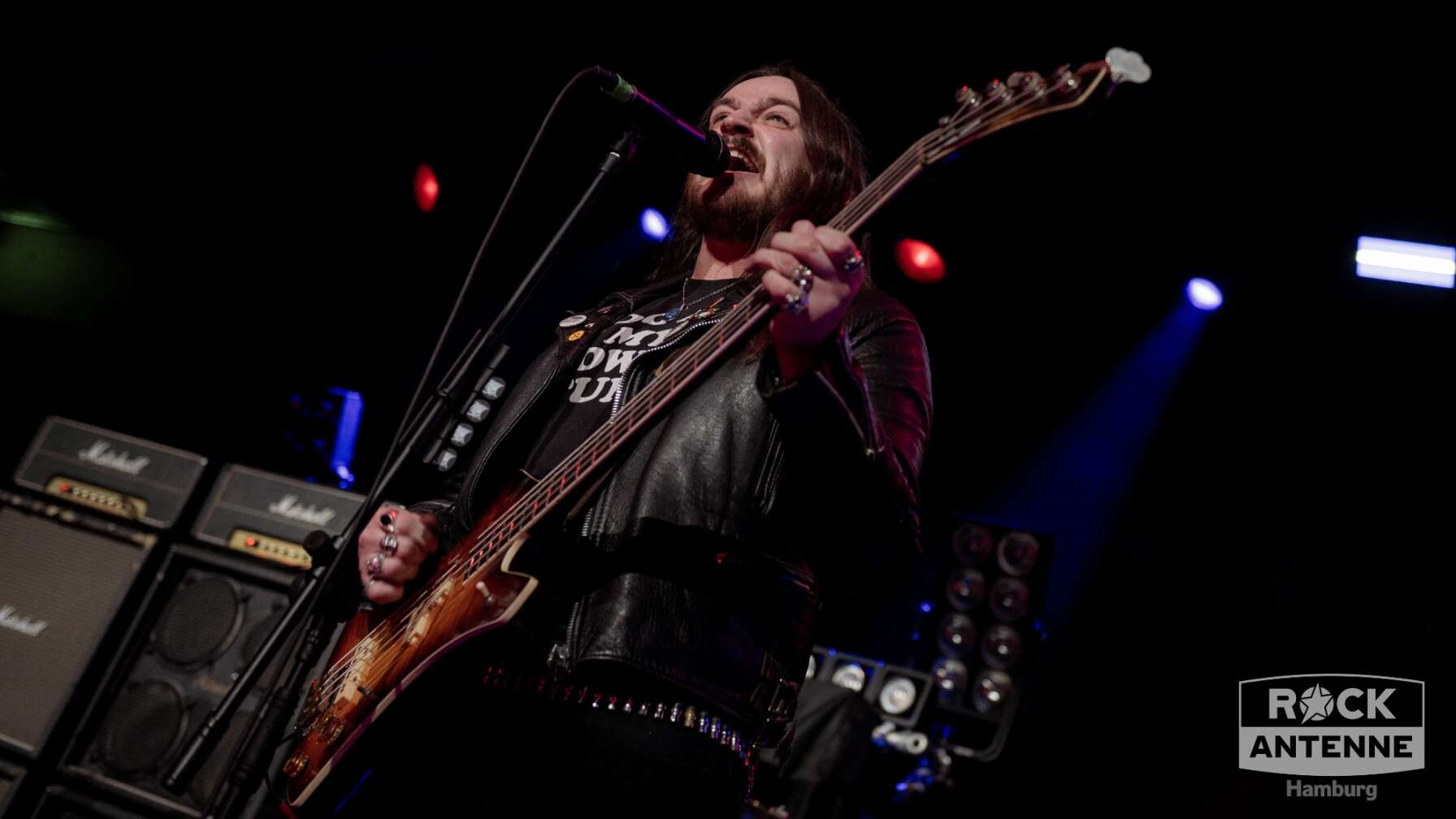 Konzertfotos von Asomvel am 14.02.2026 in der Georg-Elser-Halle in Hamburg