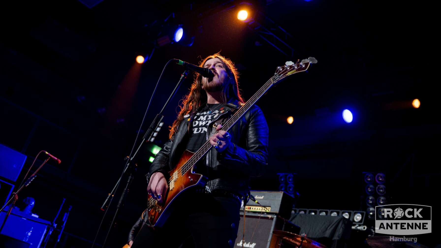 Konzertfotos von Asomvel am 14.02.2026 in der Georg-Elser-Halle in Hamburg