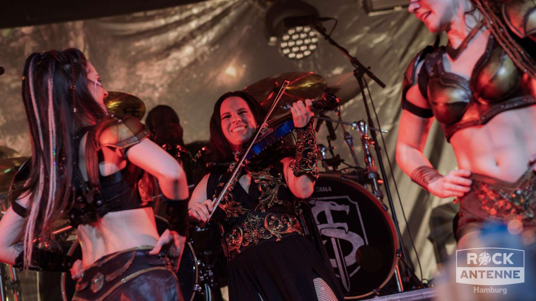 Konzertfotos von Feuerschwanz