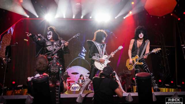 KISS Spezial: Rock'n'Roll All Nite mit Fakten, Quiz & mehr