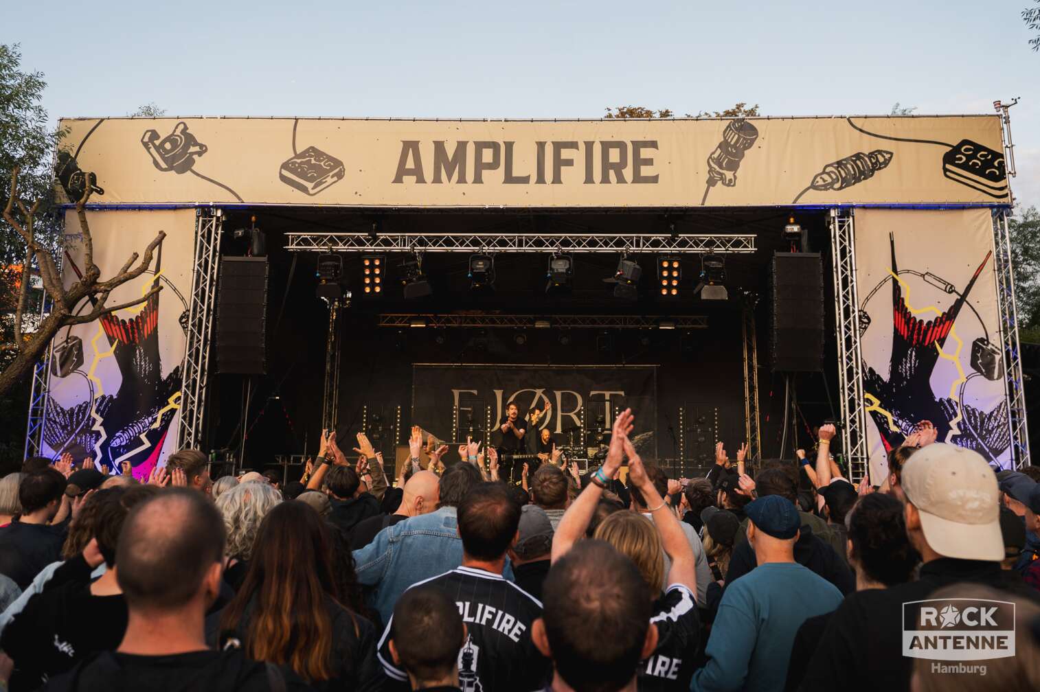 Fjørt beim Amplifire Festival 2026