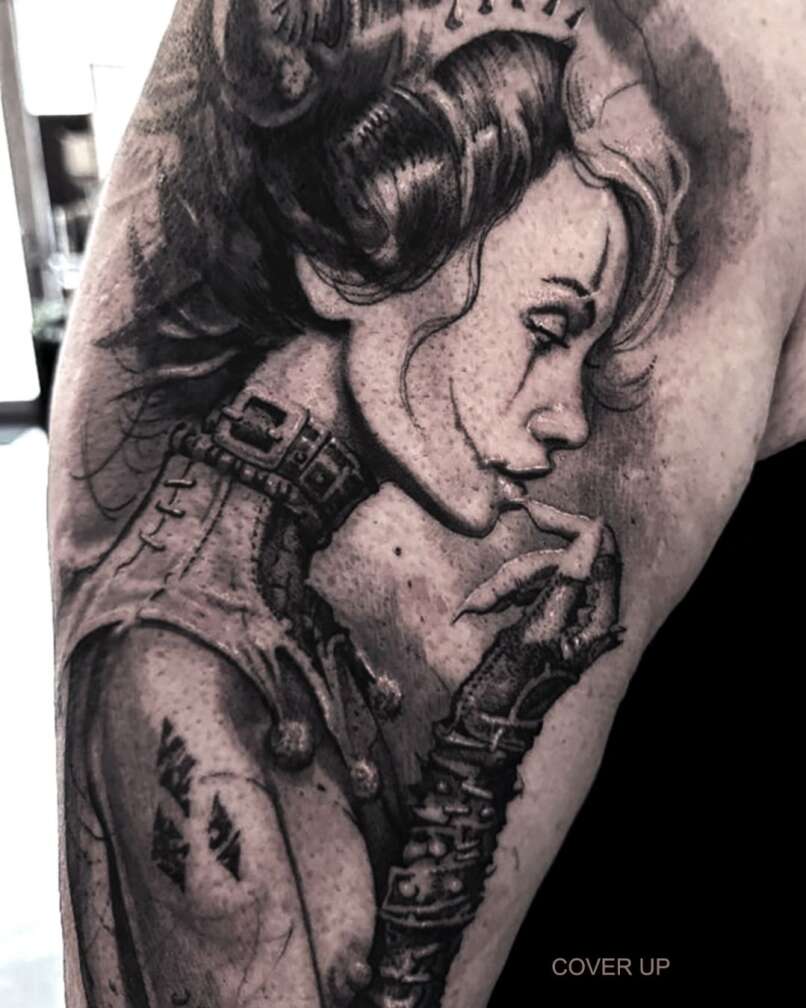 Dirk Binder von Corvo Tattoo Art in Altona