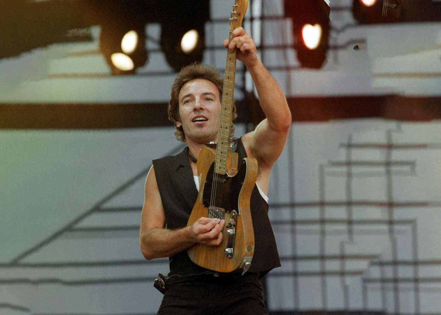Bruce Springsteen mit einer Fender-Gitarre