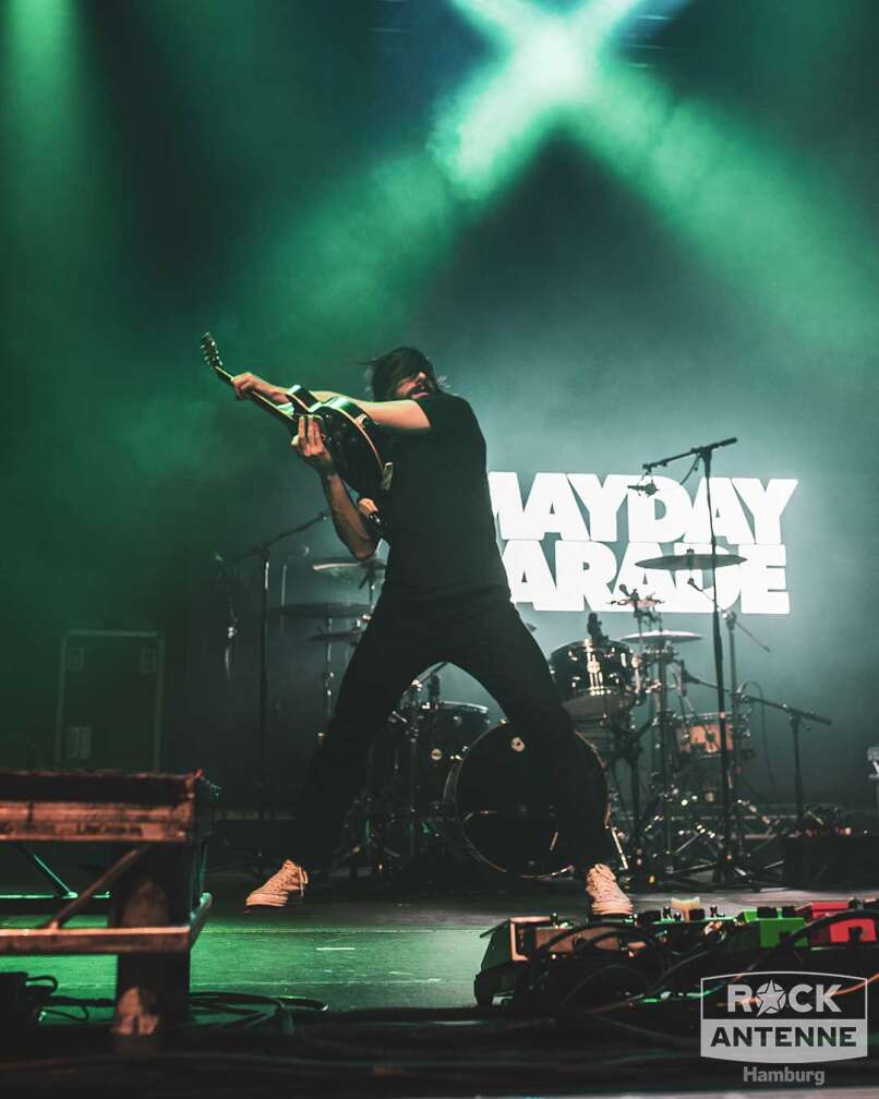 Mayday-Parade live in der edel-optics.de-Arena am 02.02.2024 in Hamburg als Vorband von Simple Plan