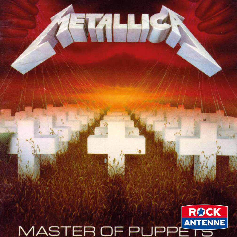 Metallica Cover mit Grabsteinen