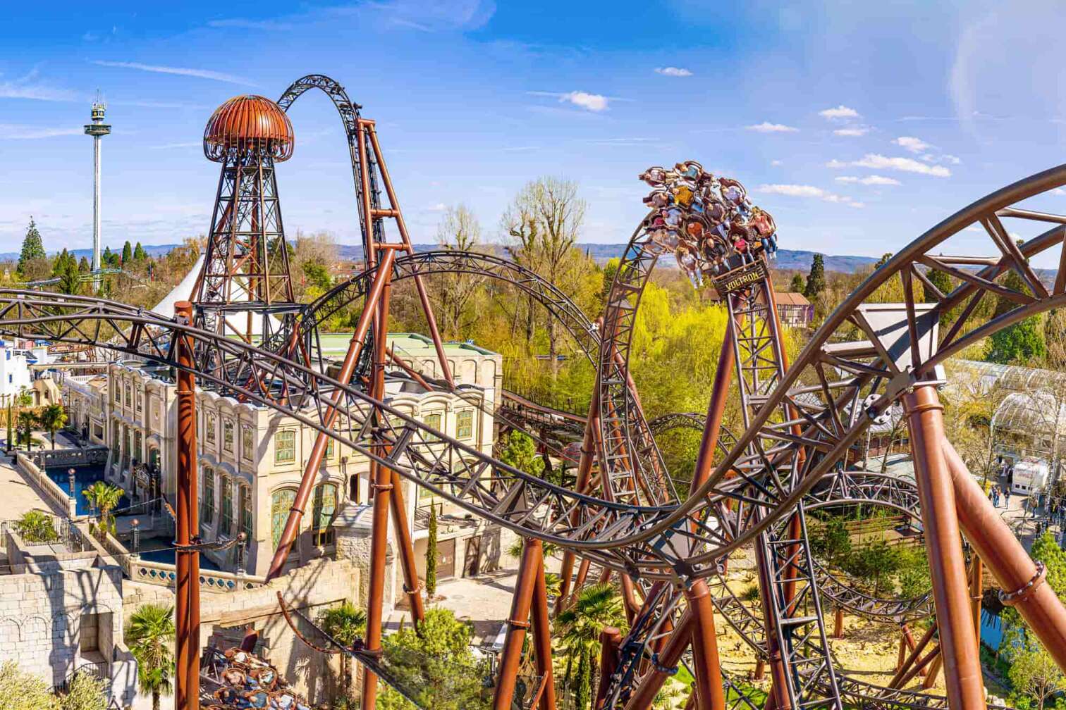 Bild der Achterbahn Voltron im Europa-Park, Themenwelt Kroatien